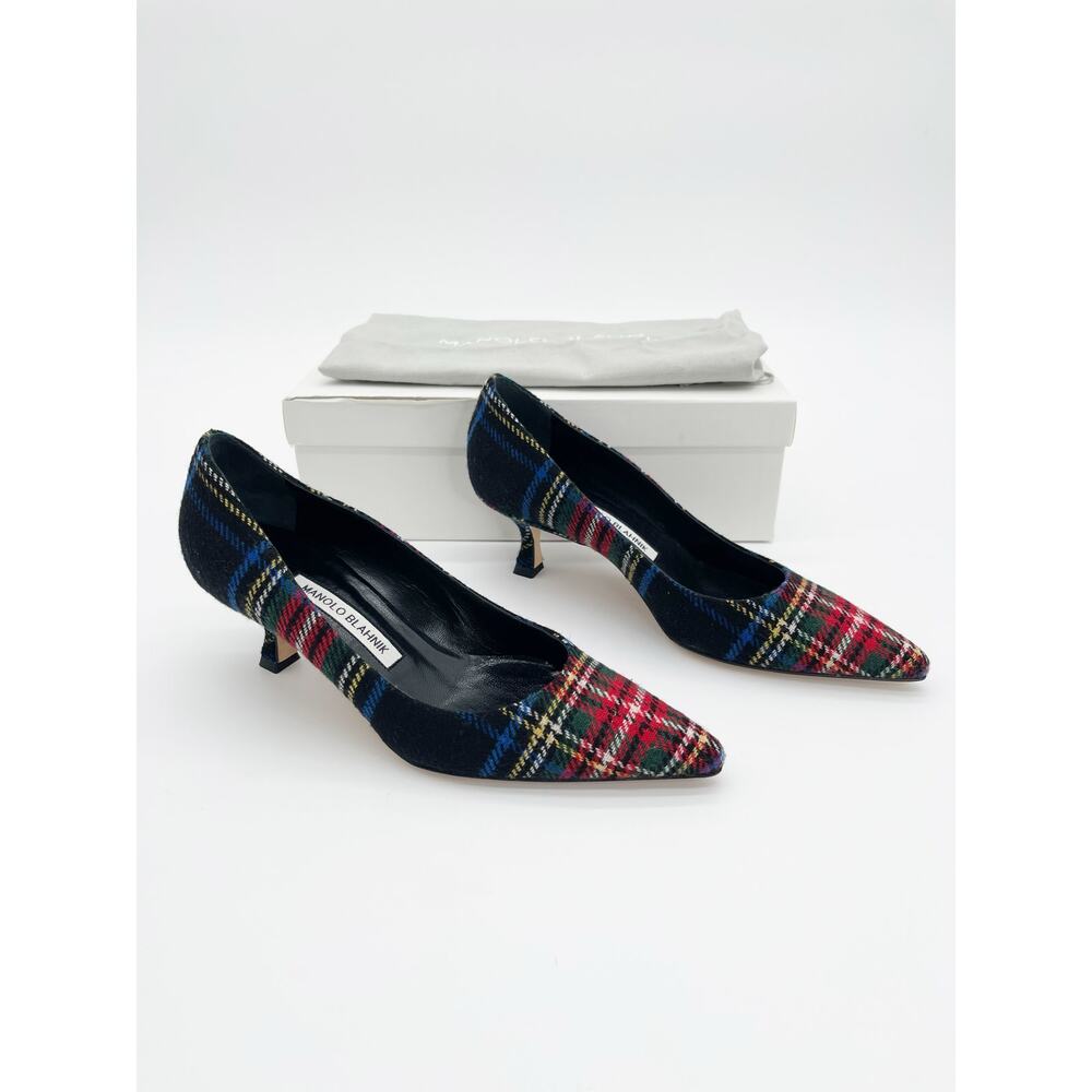 Manolo Blahnik Srila Tartan Plaid Wool Pointed Kitten Heel Pumps IT 36.5